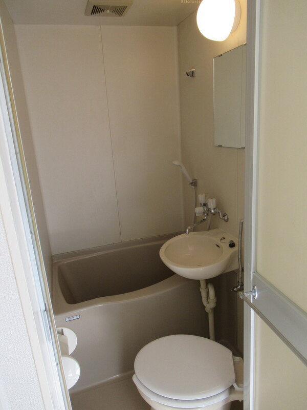 プラザドゥウィルシャーＡ棟のトイレ|シンプルで使いやすいトイレです