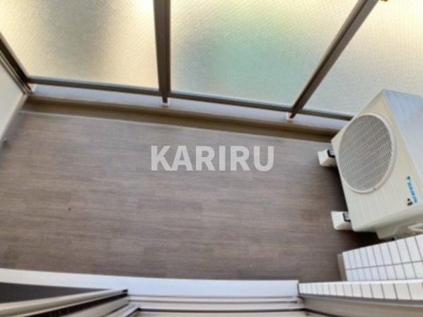 ゼオン大阪EASTのバルコニー