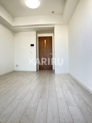 ゼオン大阪EASTの居間・リビング