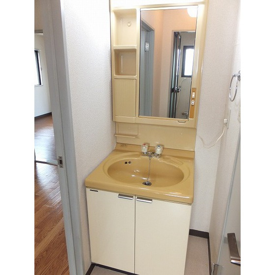 ベルカディーマンションの洗面所|洗面所です