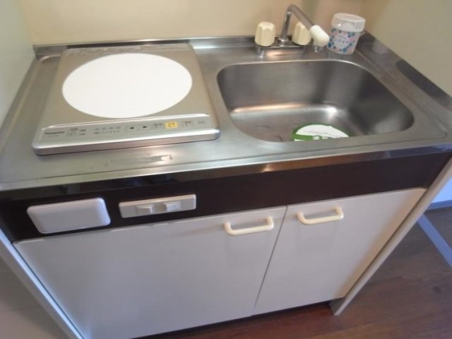 スカイコート駒場東大前のキッチン|1口ＩＨコンロ