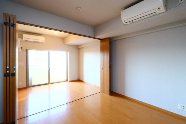 デュオ・スカーラ中野坂上の居間・リビング|居間です