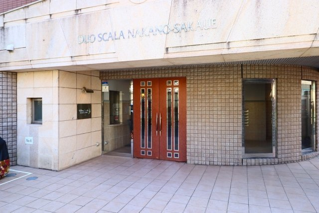 デュオ・スカーラ中野坂上のエントランス|毎日通るエントランスはこのようになっています