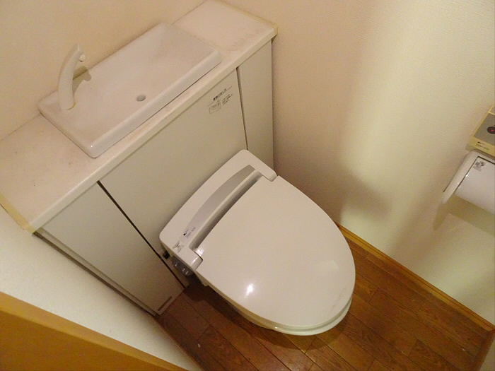 グレイス大原のトイレ|ゆったりとした空間のトイレです