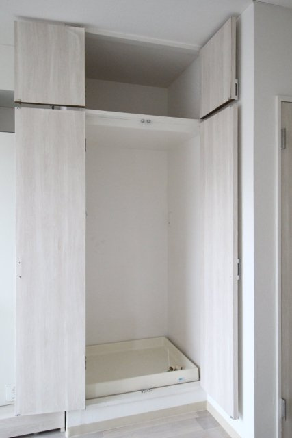 カーサマキの設備|室内洗濯機置場