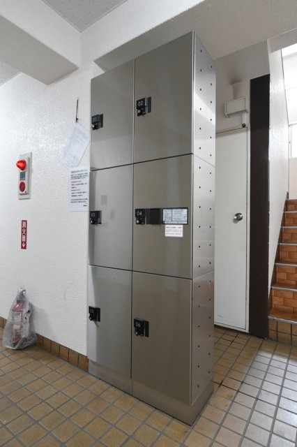 ライオンズマンション中野坂上のその他共用部分|宅配BOX