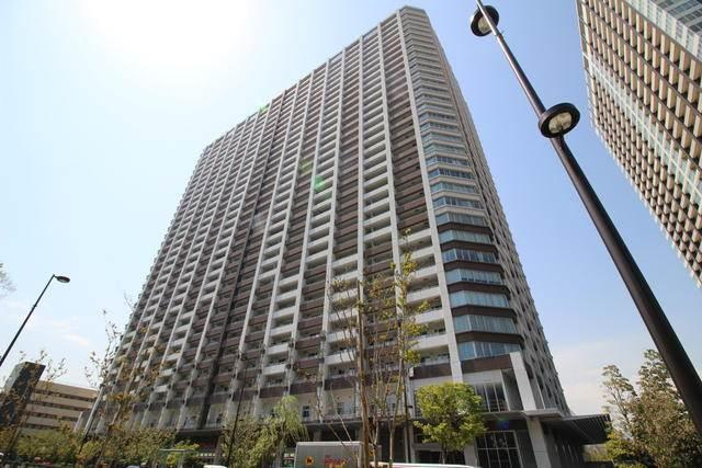 ブリリア有明スカイタワーの外観