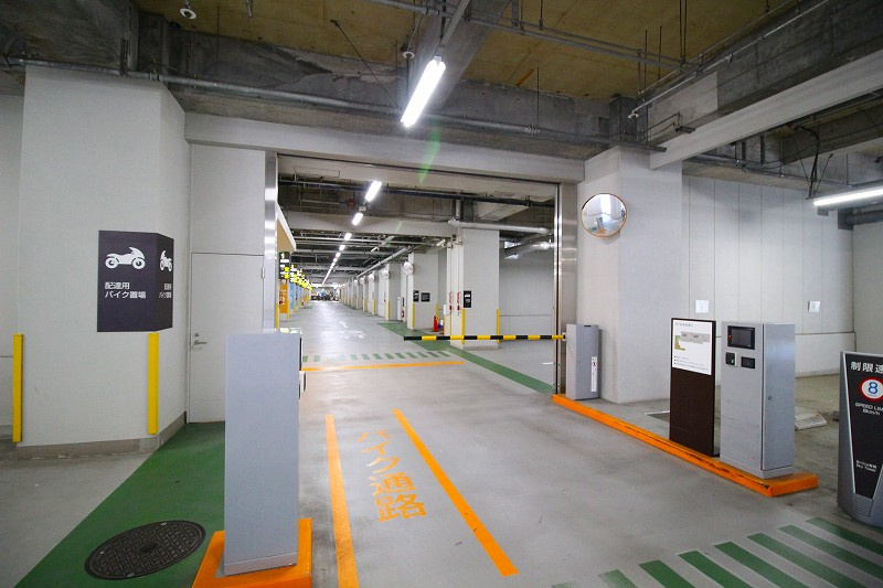 ブリリア有明スカイタワーの駐車場