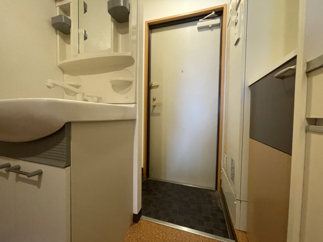 グラーツィア東灘の玄関