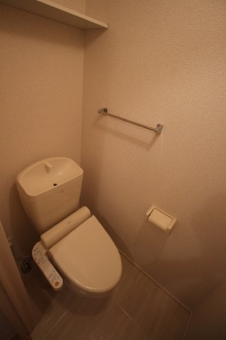 レクラデュクールのトイレ|清潔感のあるトイレです