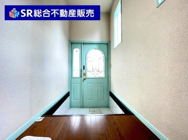 下小阪1丁目中古戸建の玄関|シューズボックスを置いても広く使える玄関です！