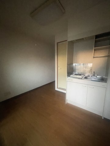 メゾン代田橋の居間・リビング