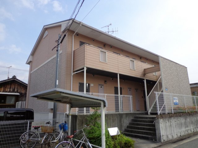 サンフローラ藤原の外観