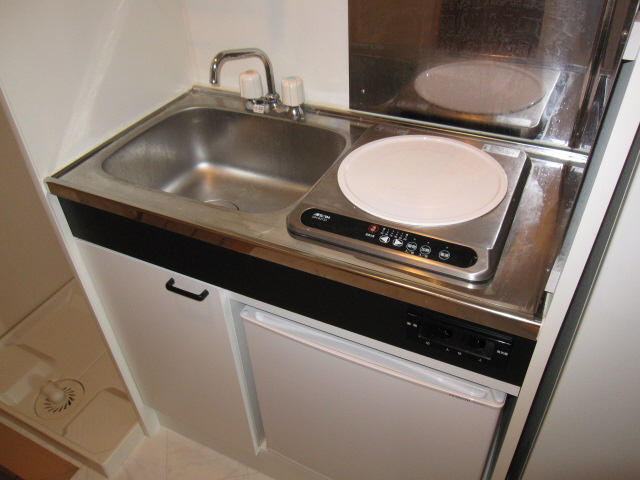 ヒューネット神戸元町通のキッチン