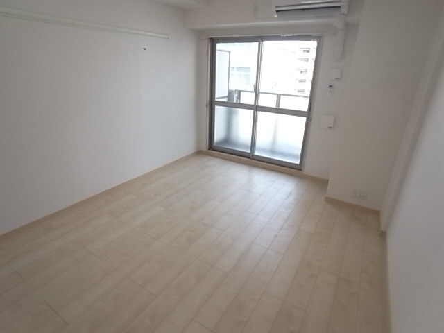 クロシェットⅠの居間・リビング