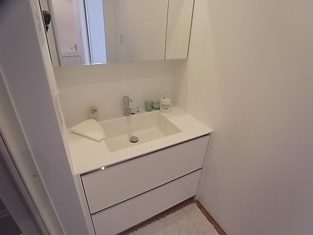 HK SHIN-KOBEの洗面所