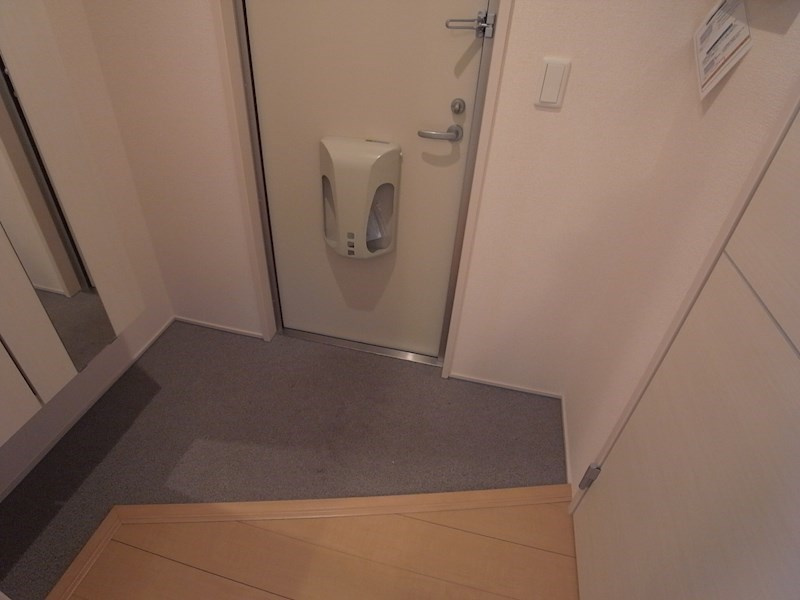 アネックス北神戸の玄関