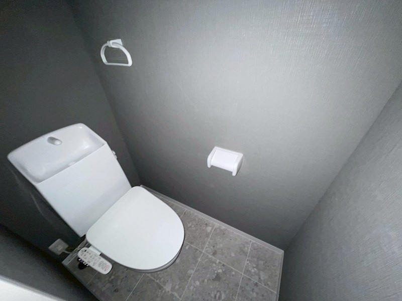 BASE青木（AILE青木2）のトイレ