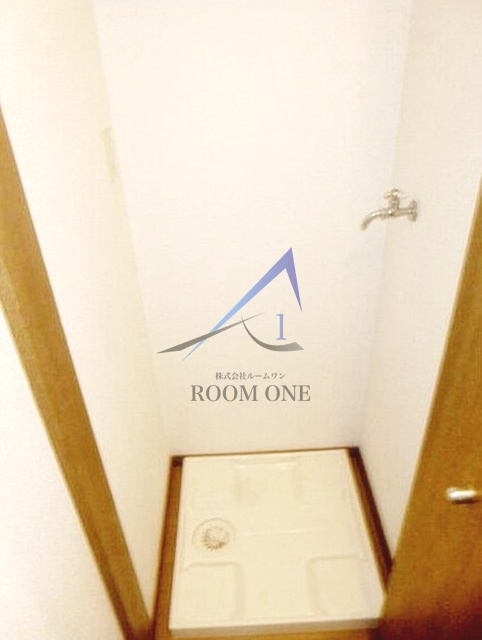 サンモール四季の設備|洗濯機置き場です。