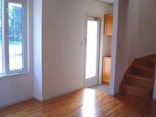 ガーデンホームズ金山の玄関