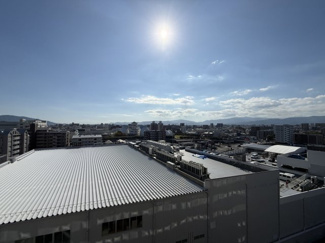 【展望】 | 周辺に高い建物・視界を遮る建物がないので眺望◎日当り風通しもGOOD