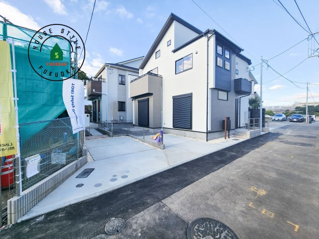 福岡市城南区荒江1丁目第1-2棟（2号棟）の前面道路含む現地写真|見学の時間などお気軽にお問い合わせ下さい。