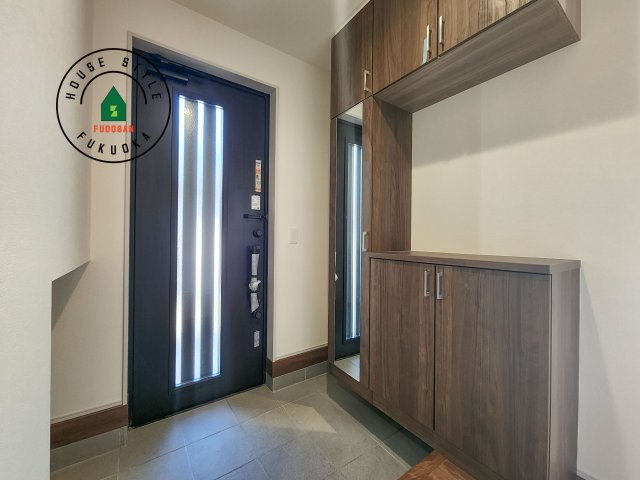 福岡市城南区荒江1丁目第1-2棟（1号棟）の内観：施工例|二重ロックでしっかり防犯対策ができます。