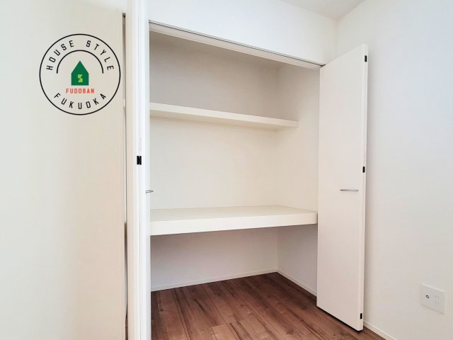古賀市天神7丁目第5-2棟（2号棟）の内観：施工例|大きなスペースがあり、収納には困りません。