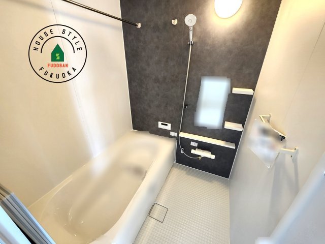 福岡市西区太郎丸2丁目第1-2棟（1号棟）　の内観：施工例|1日の疲れを癒してくれる広々バスルーム。雨の日のお洗濯にも大活躍な浴室乾燥機付です！