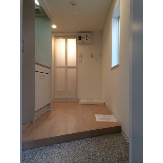 ハピネス西日暮里の玄関