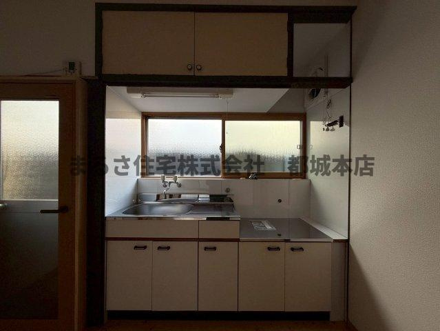 吉尾﨑田貸家のキッチン