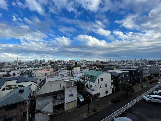 秀和高円寺レジデンスの展望