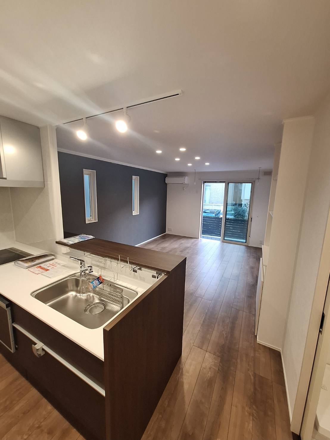 横濱ヒルズの居間・リビング