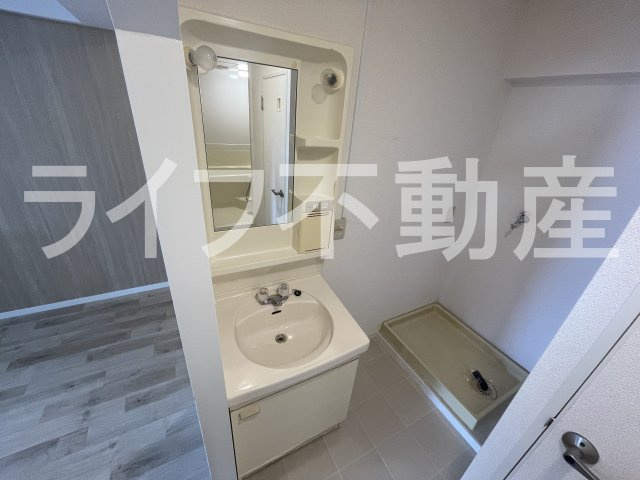 リアライズ住道南の洗面所