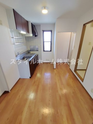 【居間・リビング】 | ユトリロ牟呂水神 | イメージ写真です。