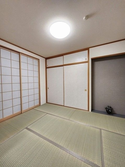 【和室】 | アーサー香椎プレッソ | リビングダイニングとつながった快適な和室のお部屋。様々な用途にお使いいただけます