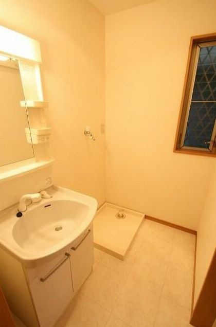 キューブコンポの独立洗面台|※別号室参考写真