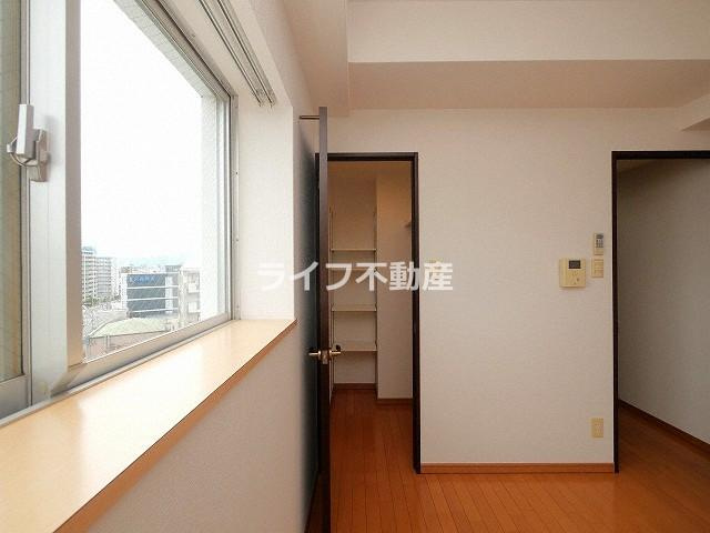 ディナスティ玉造の収納|こまごまとしたものを収納できそうですね