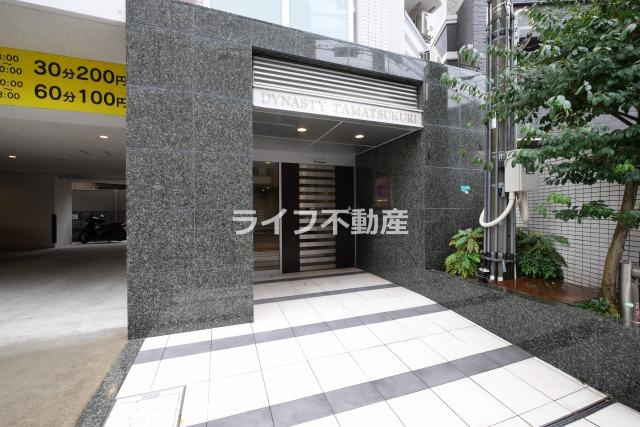 ディナスティ玉造のエントランス|毎日通るエントランスはこのようになっています