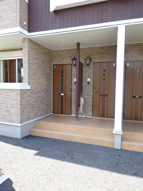 ニューグレイスのエントランス|エントランス