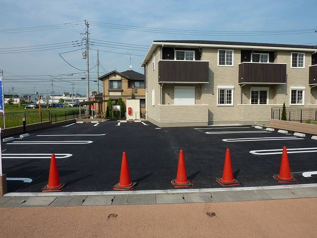 ノーブル・アビタシオンＡの駐車場|駐車場