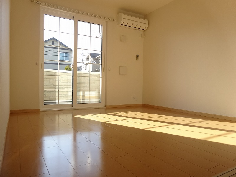 ノーブル・アビタシオンＡの居間・リビング|居室・リビング