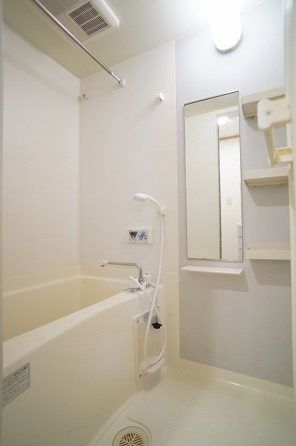 メゾン　ミルトの浴室|バス