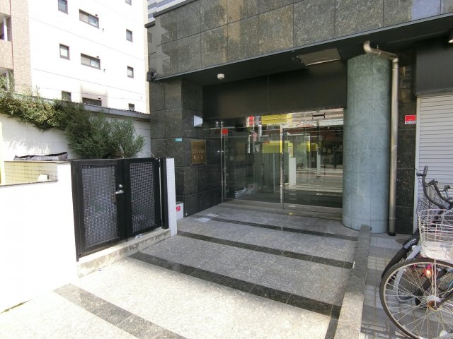 【エントランス】 | レクシア鶴ヶ丘