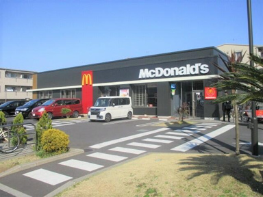 マクドナルド六町駅前店