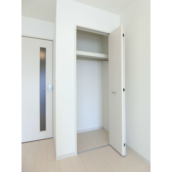 リブリ・アルバ中村公園の収納