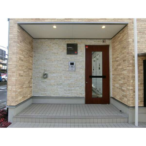 リブリ・アルバ中村公園のロビー