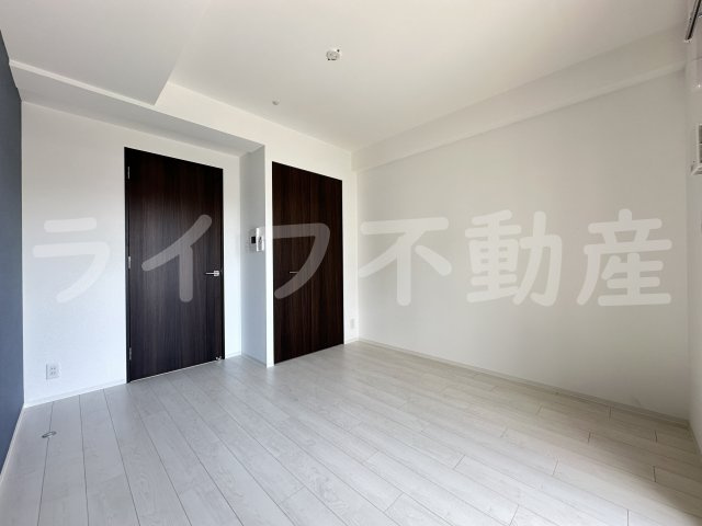 ワールドアイ大阪城EASTⅡの居間・リビング