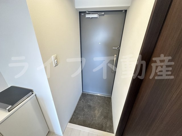 ワールドアイ大阪城EASTⅡの玄関