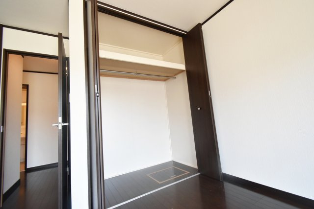 フレッツァ西宮堤町の収納